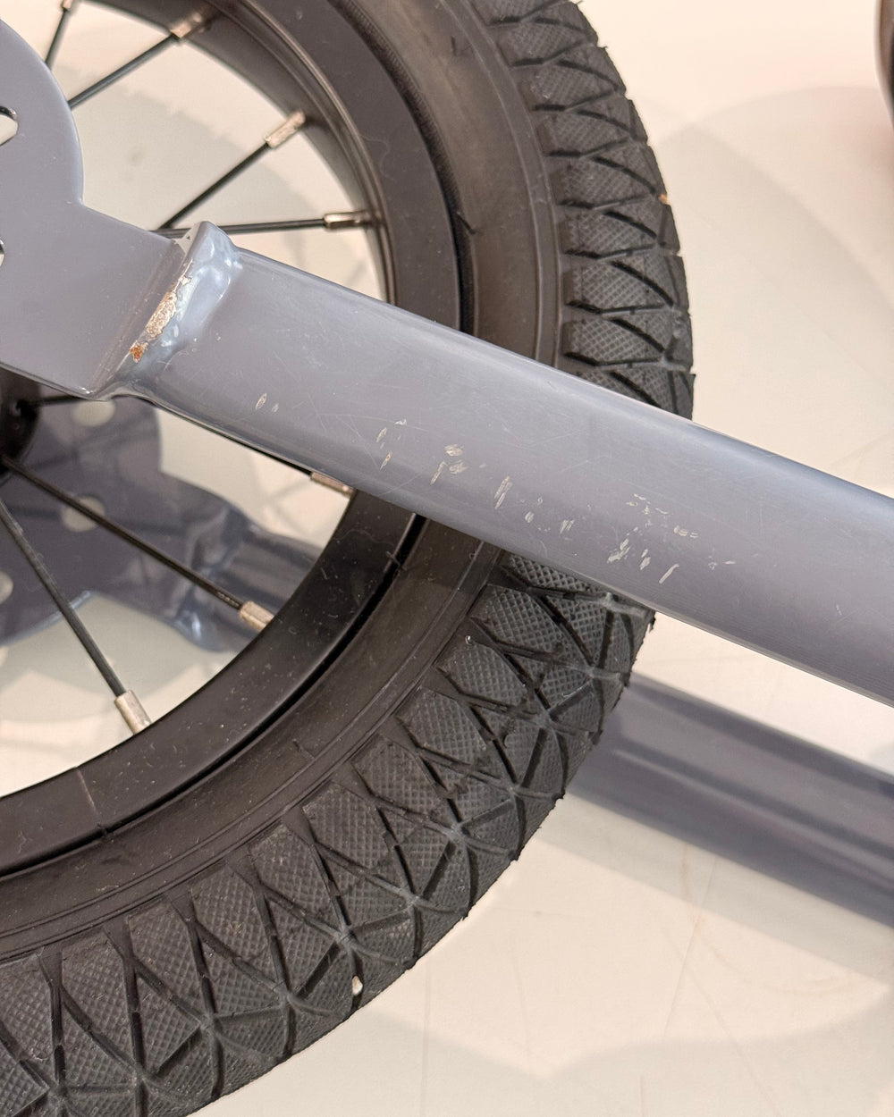 TRYBIKE Laufrad Graublau