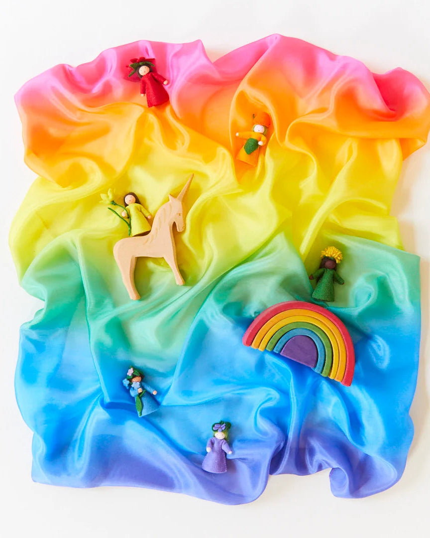Sarah's Silk Spielseide Regenbogen mit Elementen