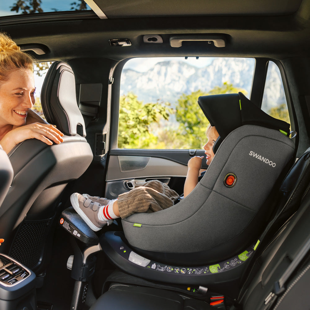 SWANDOO Marie 5 i-Size drehbarer Kindersitz